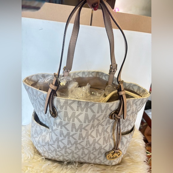 Michael kors white signature coated canvas and leather jet set tote - Picture 13 of 15